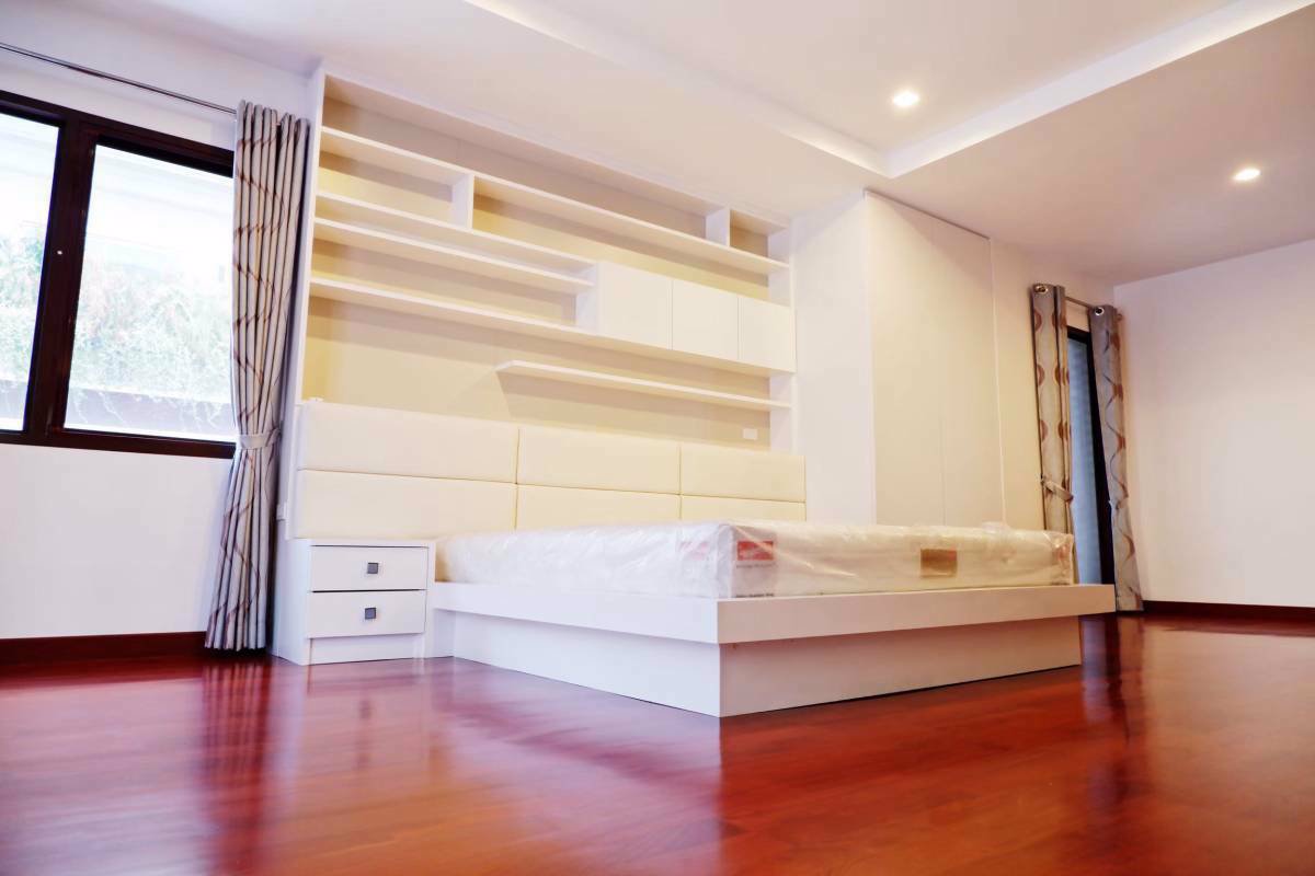 ขายบ้านเดี่ยว3ชั้น-โครงการแอสเทร่า-เรสซิเดนซ์-พระราม2-พุทธบูชา-หลังริม-673ตรว-เฟอร์บิ้ว-สวยมาก