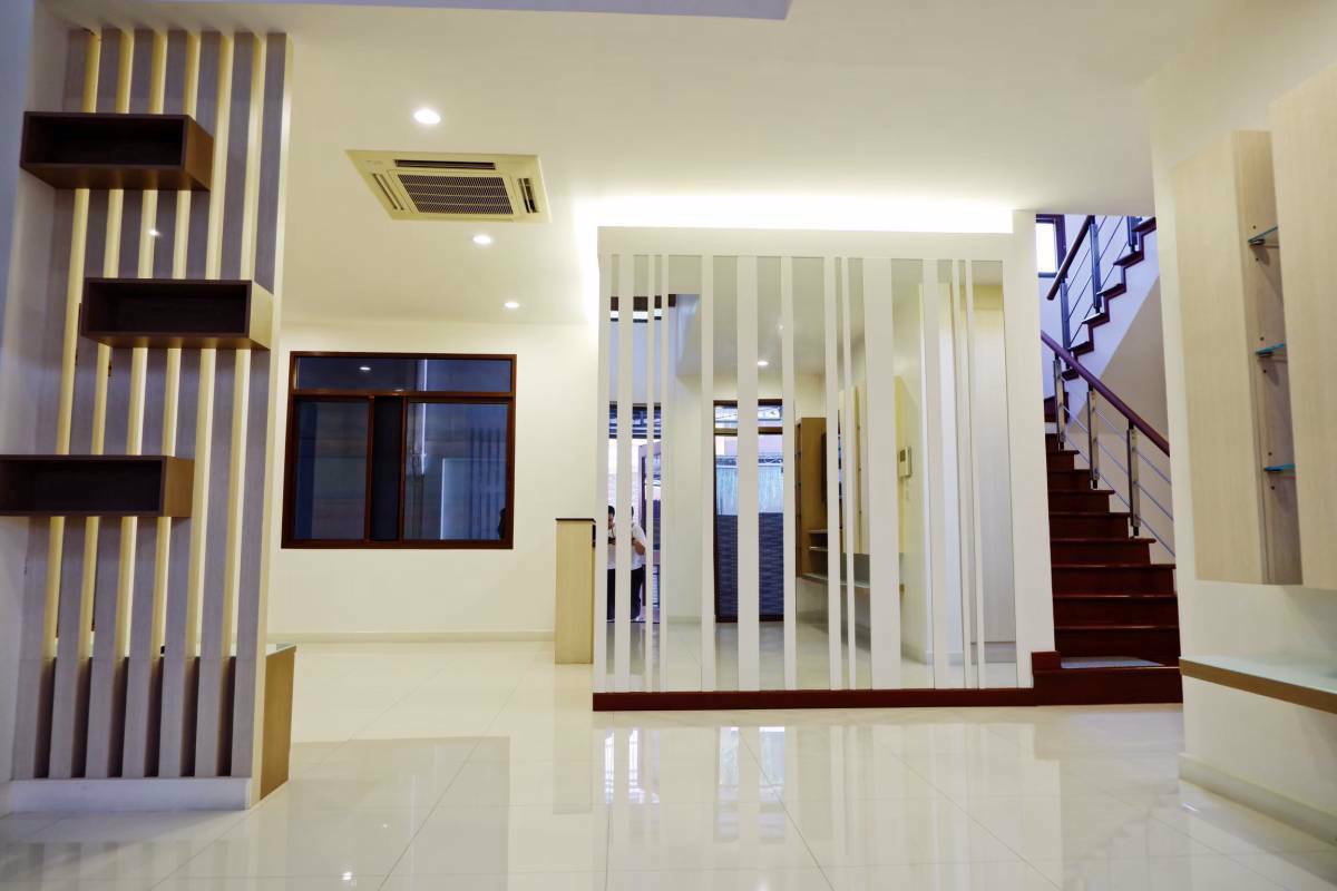 ขายบ้านเดี่ยว3ชั้น-โครงการแอสเทร่า-เรสซิเดนซ์-พระราม2-พุทธบูชา-หลังริม-673ตรว-เฟอร์บิ้ว-สวยมาก