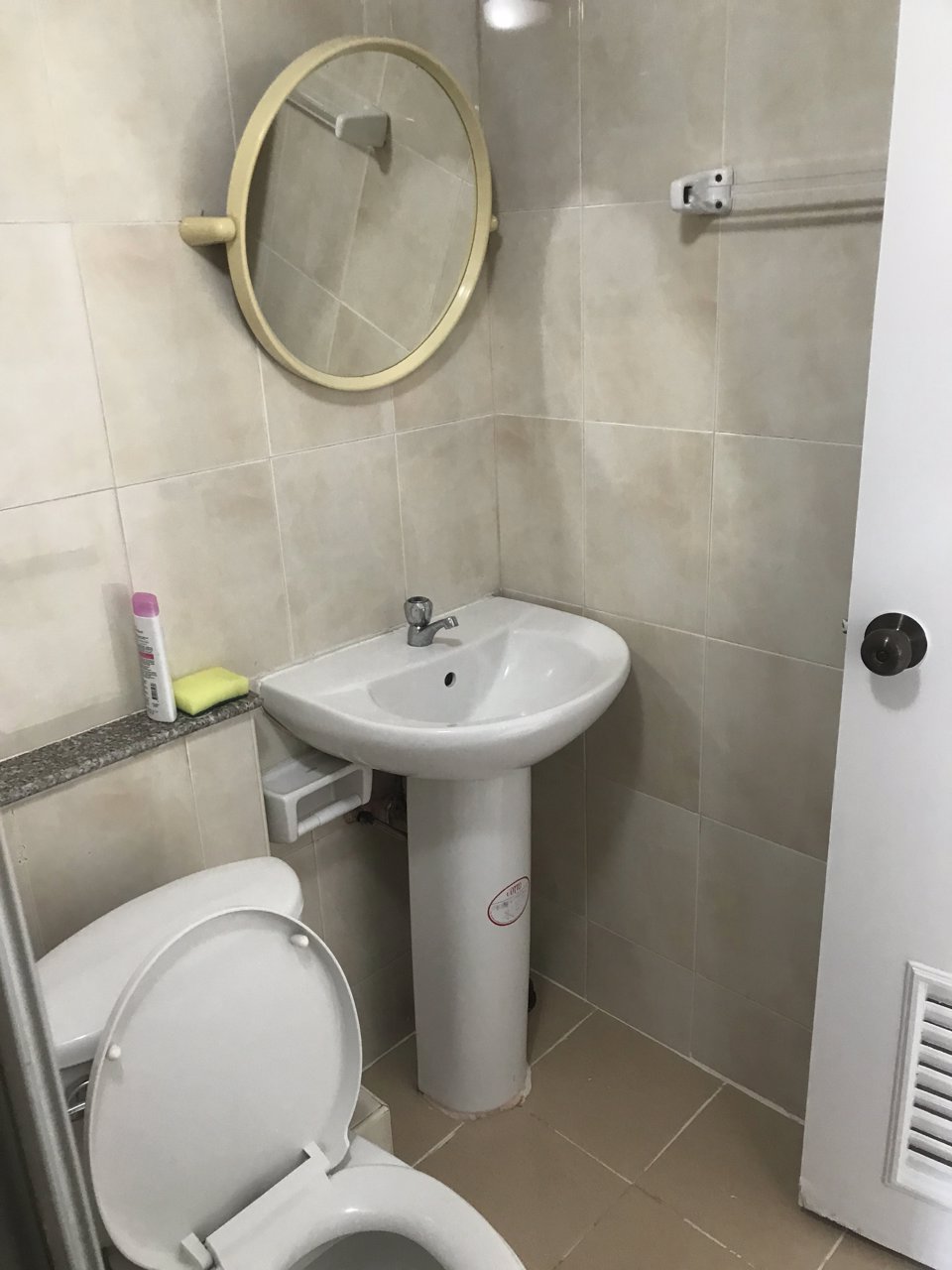 ให้เช่าห้อง-คอนโดฌ็องเซลิเซ่ติวานนท์