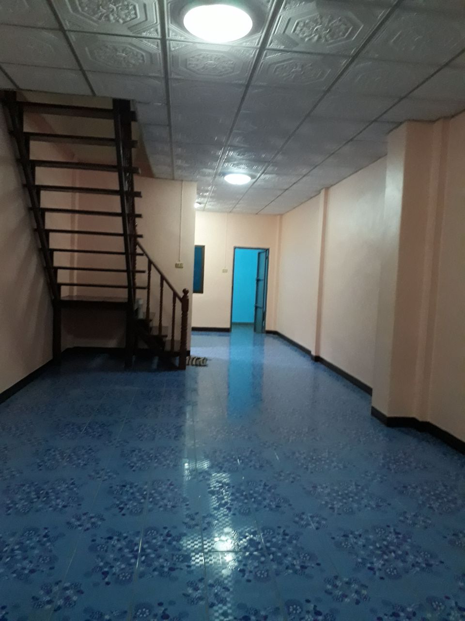 ให้เช่าทาวน์เฮ้าส์-2-ชั้น-มพีเคการ์เด้นท์-ใกล้ตลาดรวยมาร์เก็ต-ประชาอุทิศ-90-พระสมุทรเจดีย์