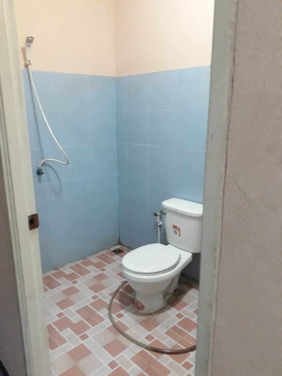 ให้เช่าทาวน์เฮ้าส์-2-ชั้น-มพีเคการ์เด้นท์-ใกล้ตลาดรวยมาร์เก็ต-ประชาอุทิศ-90-พระสมุทรเจดีย์