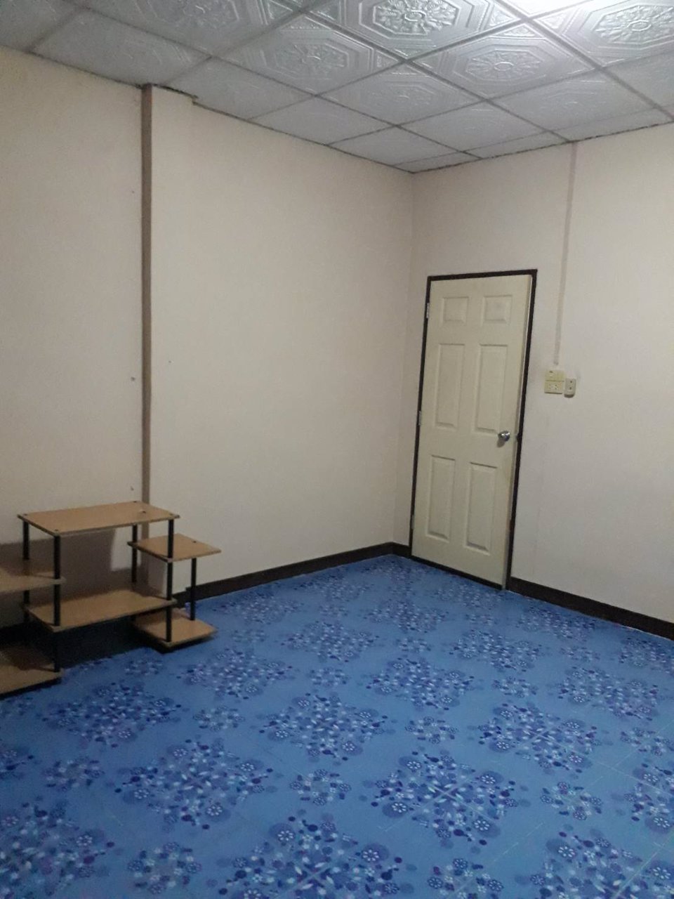 ขาย-ให้เช่า-ทาวน์เฮ้าส์-2-ชั้น-2-ห้องนอน-2-ห้องน้ำ-มพีเคการ์เด้นท์-ประชาอุทิศ-90