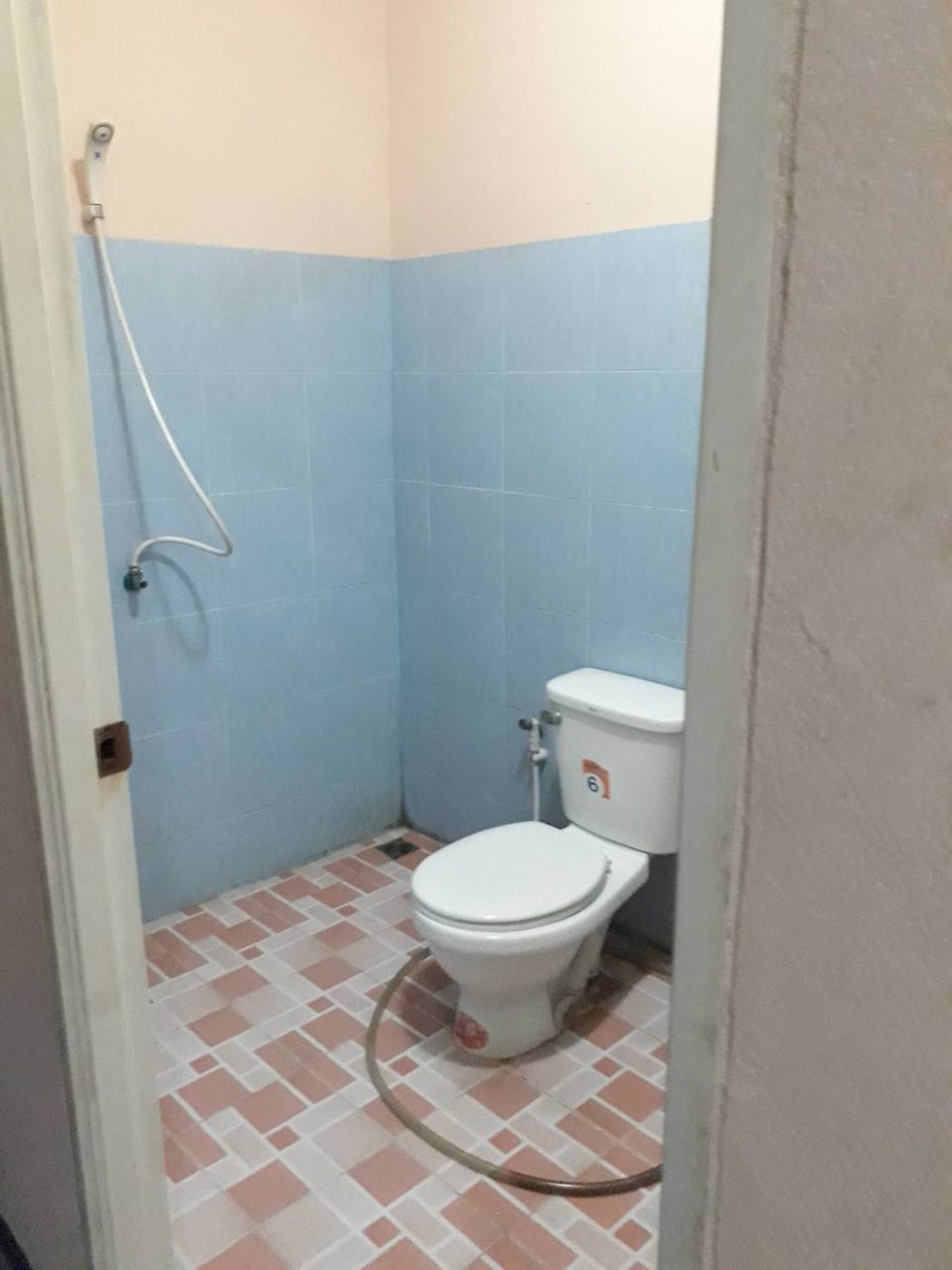 ขาย-ให้เช่า-ทาวน์เฮ้าส์-2-ชั้น-2-ห้องนอน-2-ห้องน้ำ-มพีเคการ์เด้นท์-ประชาอุทิศ-90