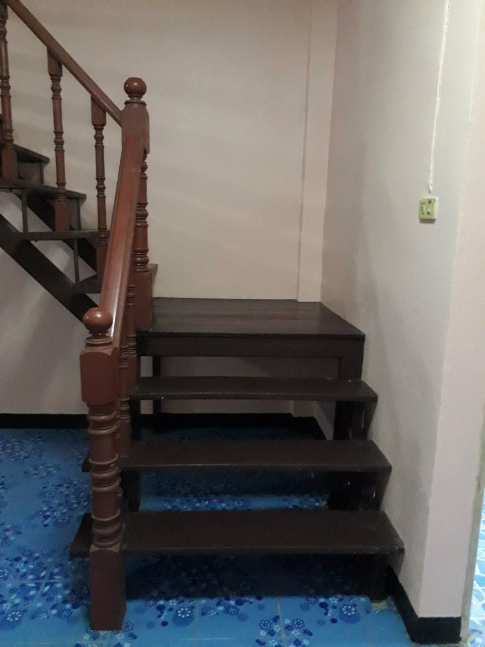 ขาย-ให้เช่า-ทาวน์เฮ้าส์-2-ชั้น-2-ห้องนอน-2-ห้องน้ำ-มพีเคการ์เด้นท์-ประชาอุทิศ-90