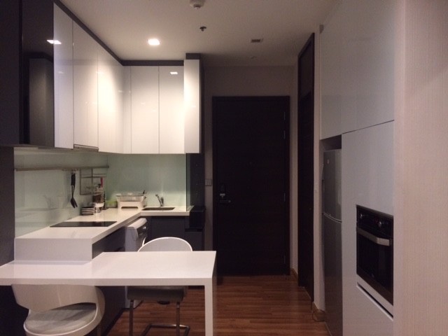 ชั้น-10-ห้องสวยวิวดี-พร้อมเฟอร์-สระว่ายน้ำ-ใกล้-mrt-ศูนย์วัฒนธรรม-เซ็นทรัลพระราม9-บิ๊กซีรัชดา