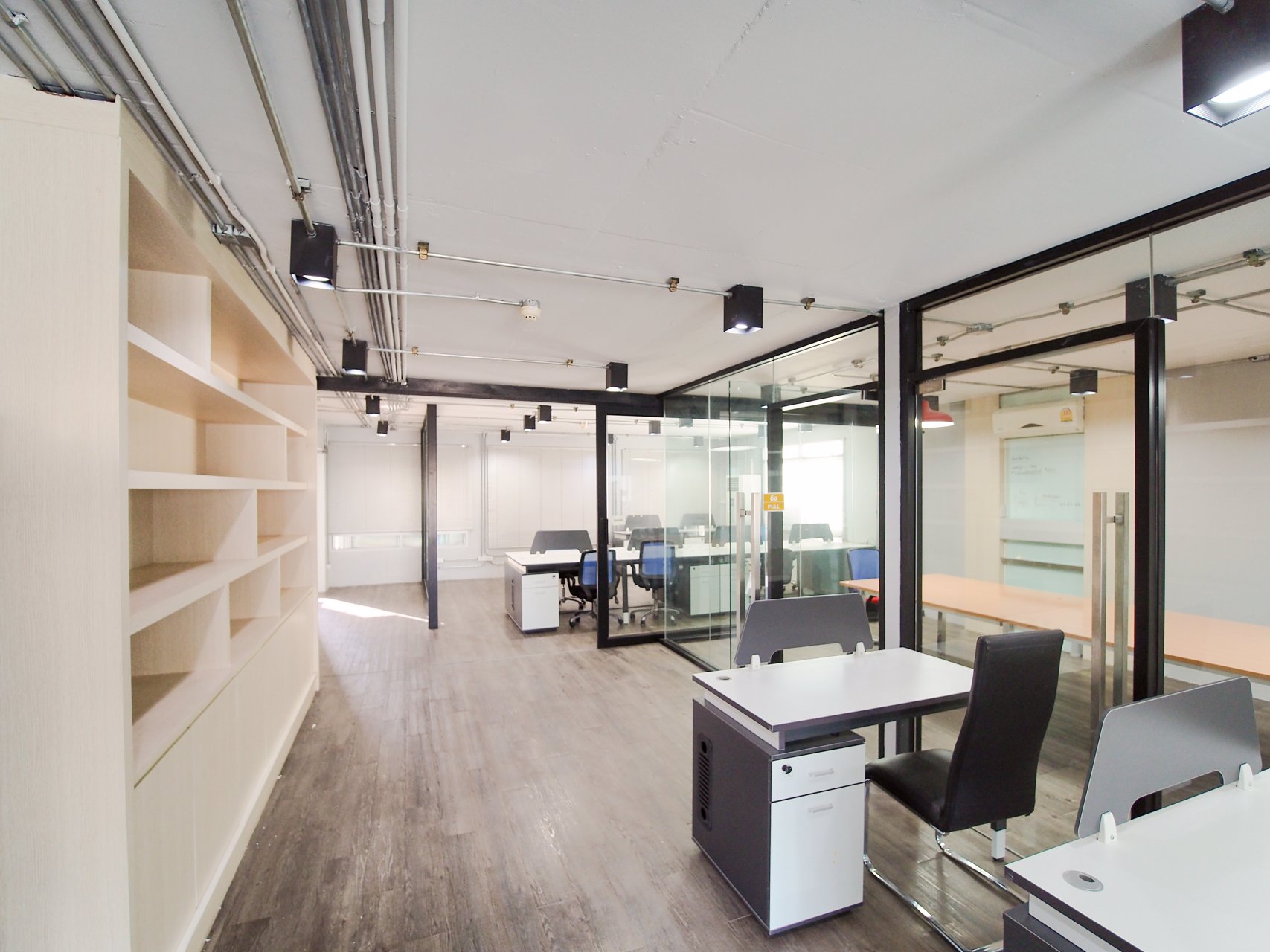 ให้เช่าสำนักงาน-วิชั่น-บิสิเนส-ปาร์ค-vision-business-park-ตลาดถนอมมิตร