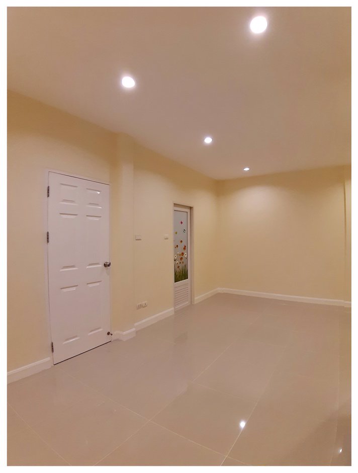 ขายถูก-บ้านติดถหทัยราษฎร์-214-ตรว-หน้ากว้าง-6-ม-แต่งสวย