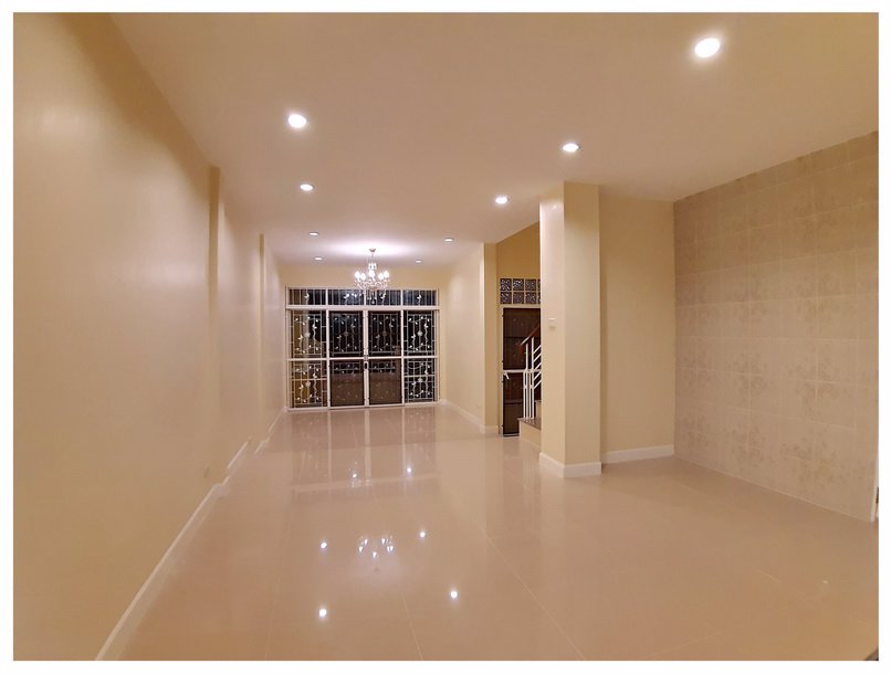 ขายถูก-บ้านติดถหทัยราษฎร์-214-ตรว-หน้ากว้าง-6-ม-แต่งสวย