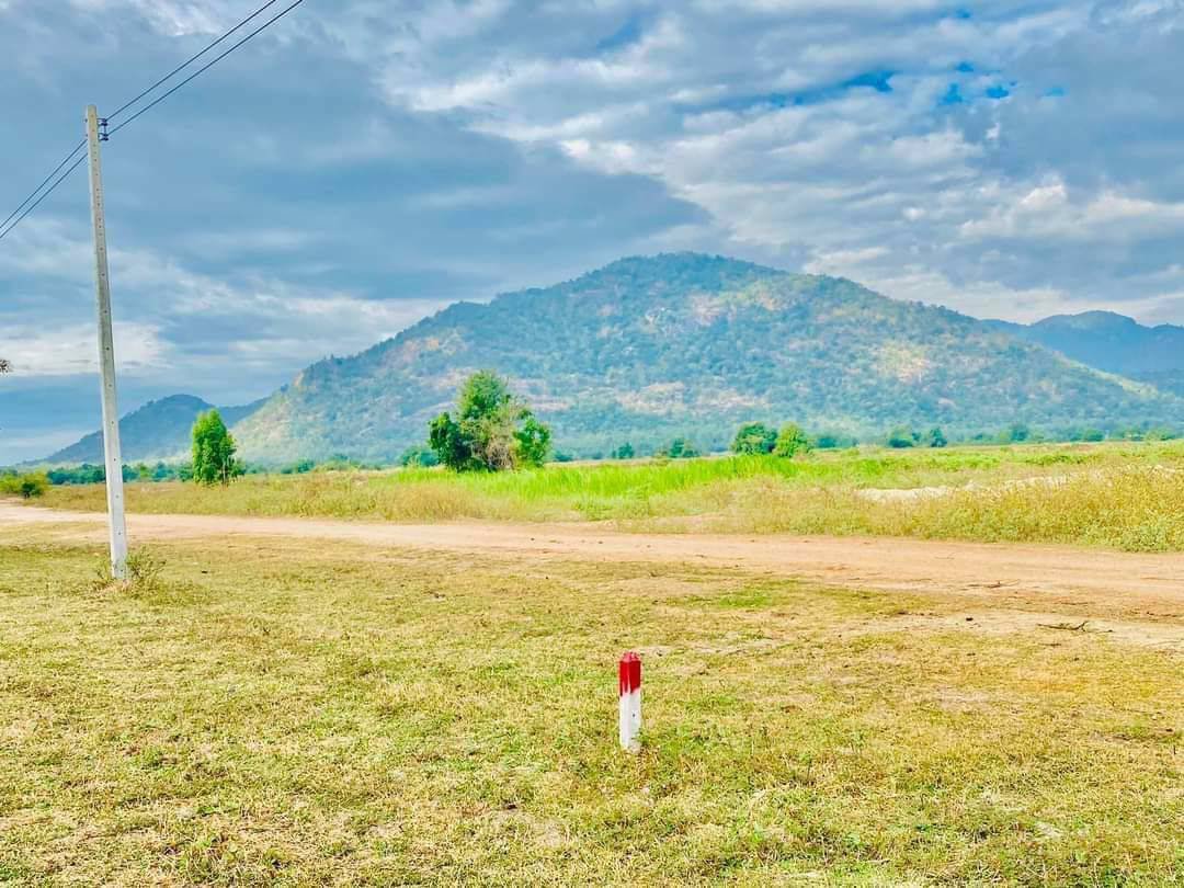 ที่ดินใกล้ถนนบายพาส500เมตร-วิวเขาสวย-เหมาะสำหรับเกร็งกำไล-ทั้งสด-ผ่อน