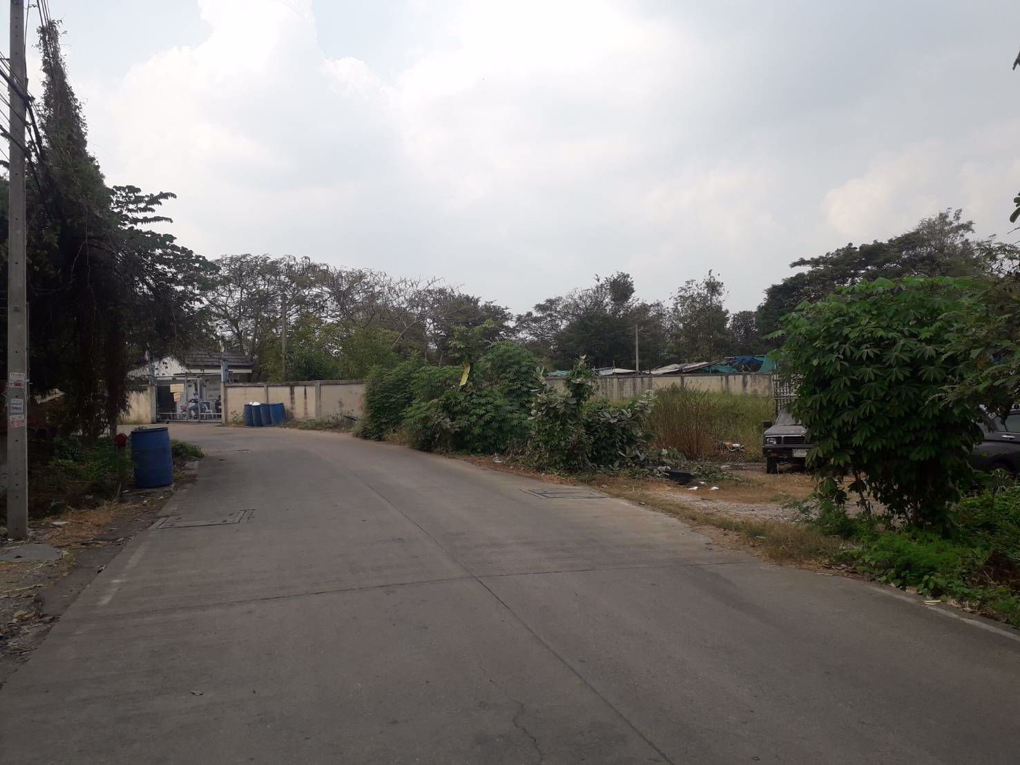 ขายถูกที่ดิน-3-ไร่กว่า-ทำเลดีห่างถนนติวานนท์เพียง-120-ม