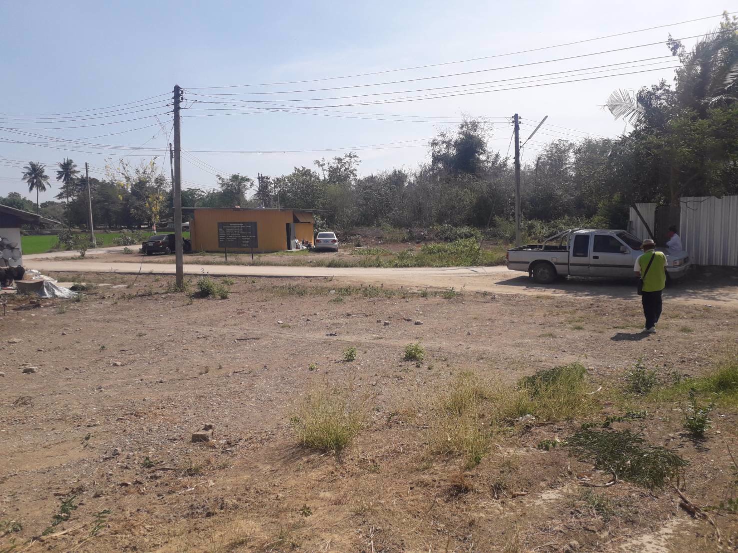 ขายด่วนบ้านชั้นเดียว-375-ตรวห่างถนนดอนตูม-บางเลนเพียง-240-เมตร-ราคาถูกมาก