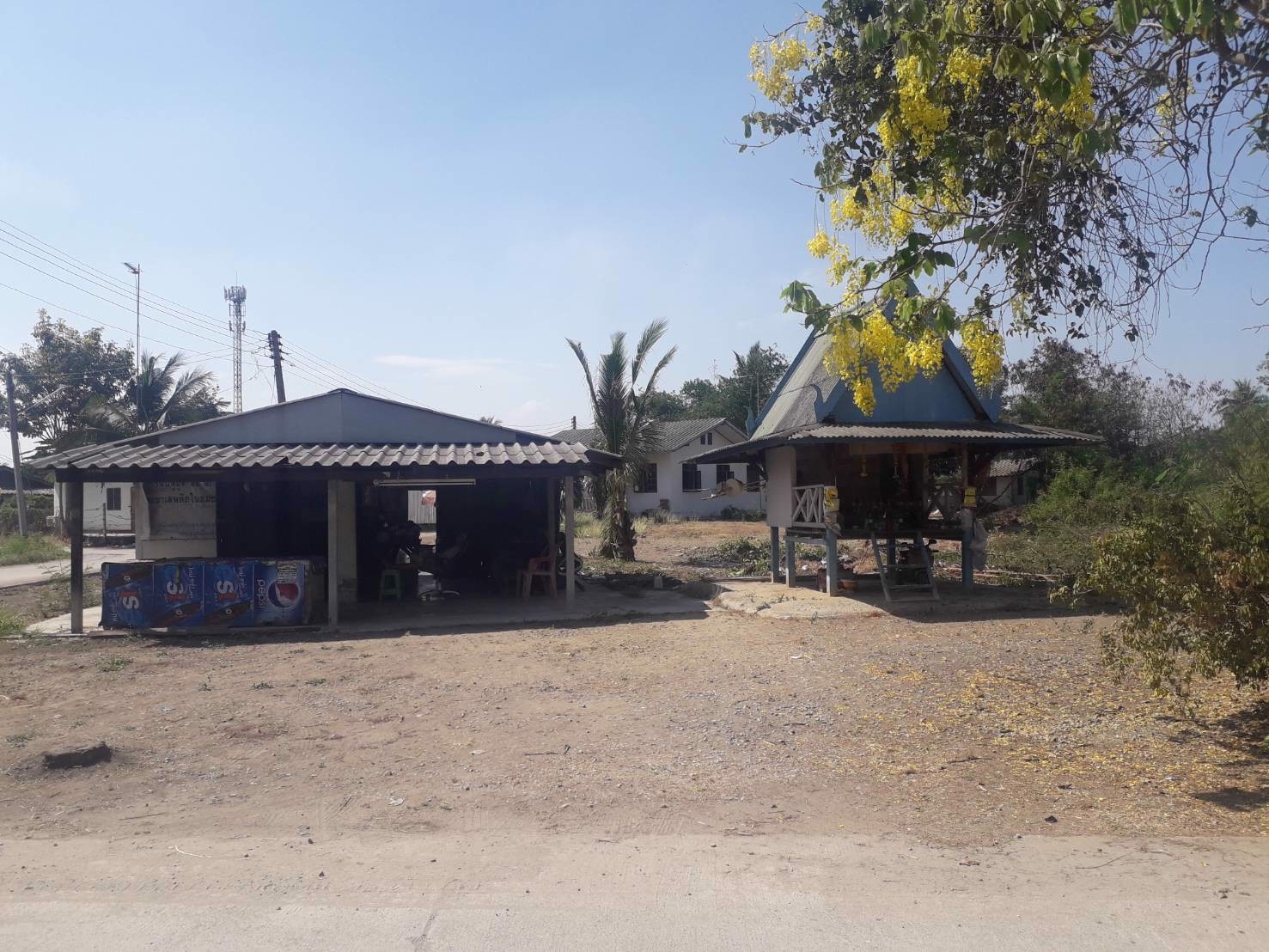 ขายด่วนบ้านชั้นเดียว-375-ตรวห่างถนนดอนตูม-บางเลนเพียง-240-เมตร-ราคาถูกมาก