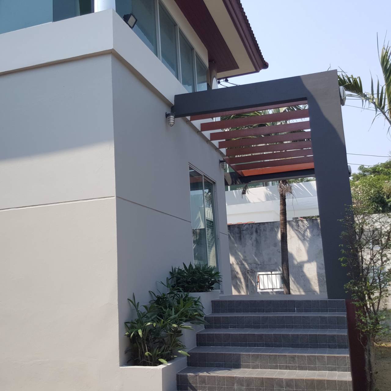 ขายบ้านเดี่ยว-2-ชั้น-ตกแต่งพร้อมอยู่ทันที-มอารีนาการ์เด้นท์-อ่อนนุช-44