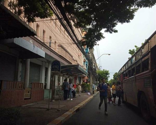 ให้เช่าพื้นที่ขายของ-พื้นที่ให้เช่า-พื้นที่เช่า-พื้นที่ว่างให้เช่า