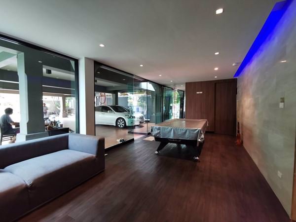 บ้านเดี่ยว-2-ชั้น-6-ห้องนอน-5-ห้องน้ำ-พร้อมศูนย์ออกกำลังกาย-บางละมุง-ชลบุรี