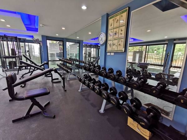 บ้านเดี่ยว-2-ชั้น-6-ห้องนอน-5-ห้องน้ำ-พร้อมศูนย์ออกกำลังกาย-บางละมุง-ชลบุรี