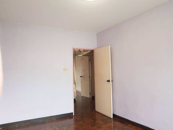 ขายทาวน์เฮ้าส์-2-ชั้น-2-ห้องนอน-2-ห้องน้ำ-หมู่บ้านพิชาดา-ต่อเติมเต็มพื้นที่-ตกแต่งเฟอร์นิเจอร์บิ้วอิ