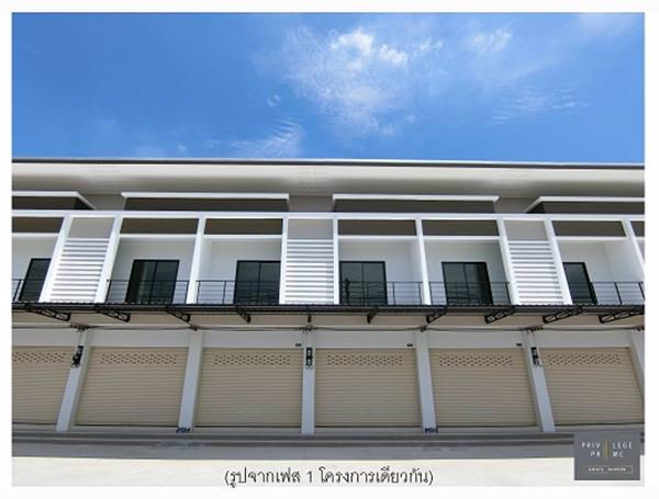 อาคารพาณิชย์-ราคาต่ำกว่าตลาด-ติดถนน-ใกล้จุดขึ้นลงมอเตอร์เวย์-อมตะ-ชลบุรี-ใกล้โซนชุมชน-พักอาศัยได้-ค้