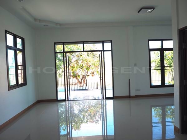 ขายบ้านเดี่ยว-1-ชั้น-เนื้อที่-89-ตรว-มช่องสาริกา-สาย-3-บ้านใหม่-พัฒนานิคม-ลพบุรี