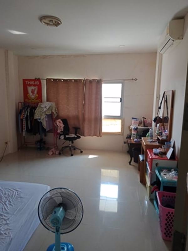 ขายทาวน์เฮ้าส์-2-ชั้น-เนื้อที่กว้าง-มญาดา-พรหมา-อบางประกง-จฉะเชิงเทรา