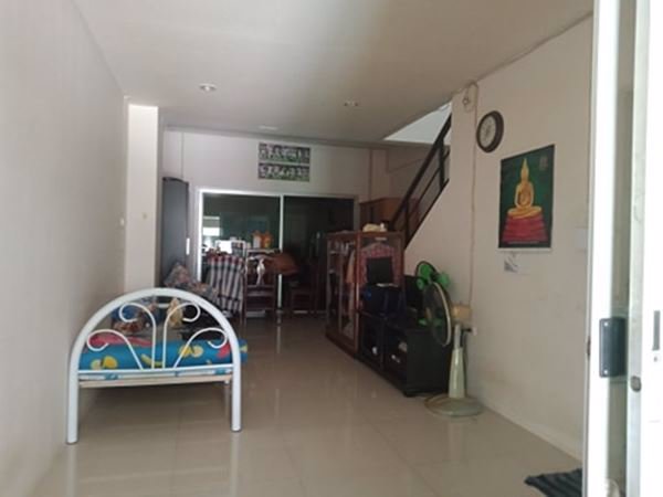 ขายทาวน์เฮ้าส์-2-ชั้น-เนื้อที่กว้าง-มญาดา-พรหมา-อบางประกง-จฉะเชิงเทรา