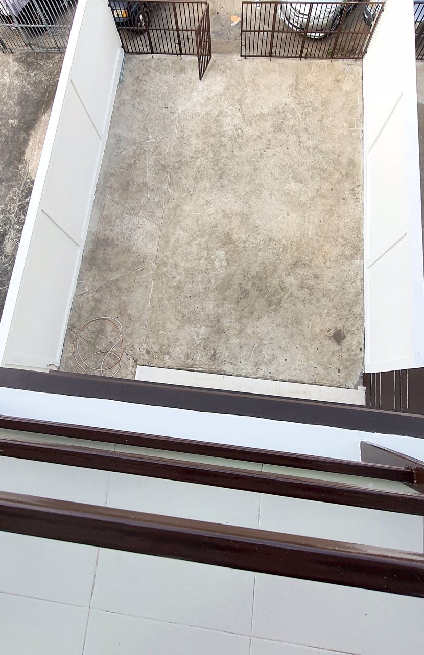 ขายด่วน-ทาวน์โฮมหลังมุม-3-ชั้น-45-ตรว-ซสุคนธ์สวัสดิ์16-ตรงงข้าม-รรสตรีวิทยา-2-ราคาถูก