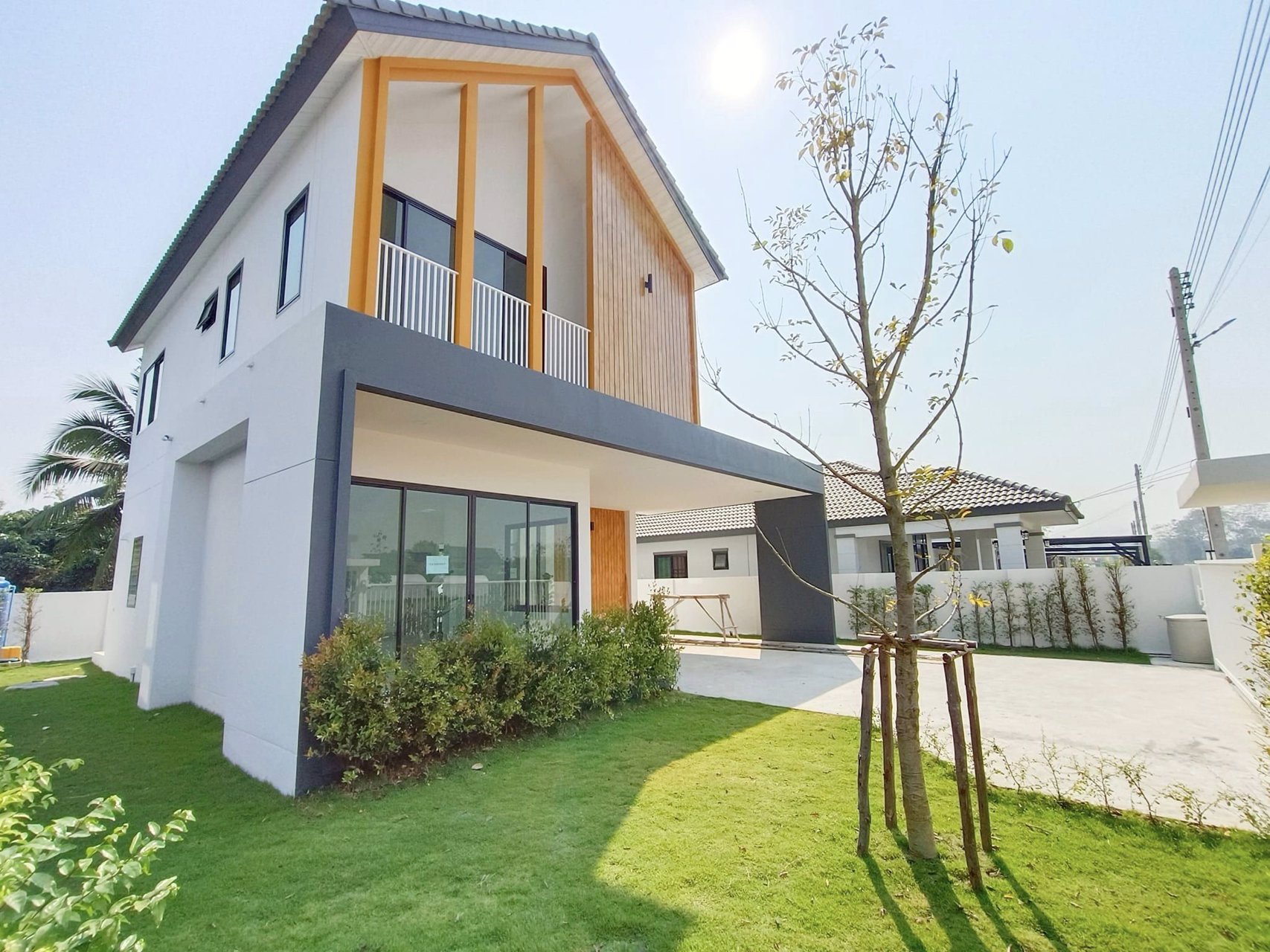 บ้าน-2-ชั้น-สไตล์-minimal-nordic-โอ้กระจู๋-หนองจ๊อม-1-หลัง-เท่านั้น