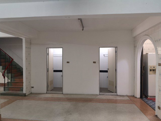 ขายทาวน์เฮ้าส์-4ชั้น-2หลัง-56-ตรว-หมู่บ้าน-อยู่ดีทาวน์เฮ้าส์-ซอยอยู่ดี-บางโคล่-บางคอเเหลม