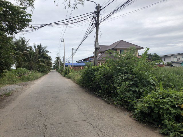 ขายที่ดิน-ซ-นครคลองเนื่องเขต-ถ-สุวินทวงศ์-พื้นที่-10-ไร่-ด้านหน้าติดถนน-หลังติดคลอง