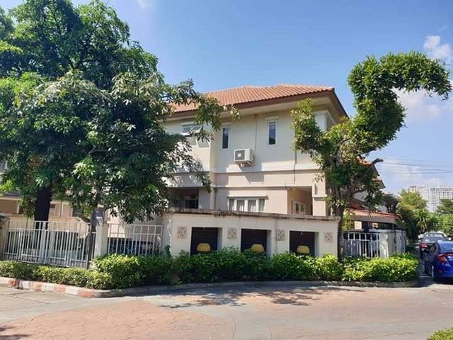 ุูขายบ้านเดี่ยว-หมู่บ้านกรองทอง-กรุงเทพกรีฑา7-ถนนตัดใหม่ใกล้สุวรรณภูมิ-ทำเลดีมาก