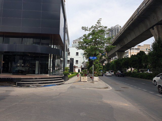 ขายอาคารพาณิชย์-สุขุมวิท65-ใกล้-bts-เอกกมัย-เนื้อที่-125-ตรว-3ชั้น-ทำเลดีมาก