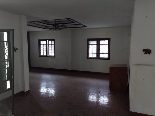 ขาย-บ้านเดี่ยว-หมู่บ้านเชียงใหม่เลคแลนด์-บนเนื้อที่-88-ตรว-หลังมุม-รับส่วนลดสูงสุด