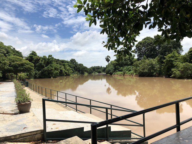 ขาย-ที่ดิน-ริมแม่น้ำท่าจีน-เดิมบางนางบวช-5ไร่1งาน75-ตรวที่ถมแล้วสวยมาก-พร้อมเขื่อนและพืชผล