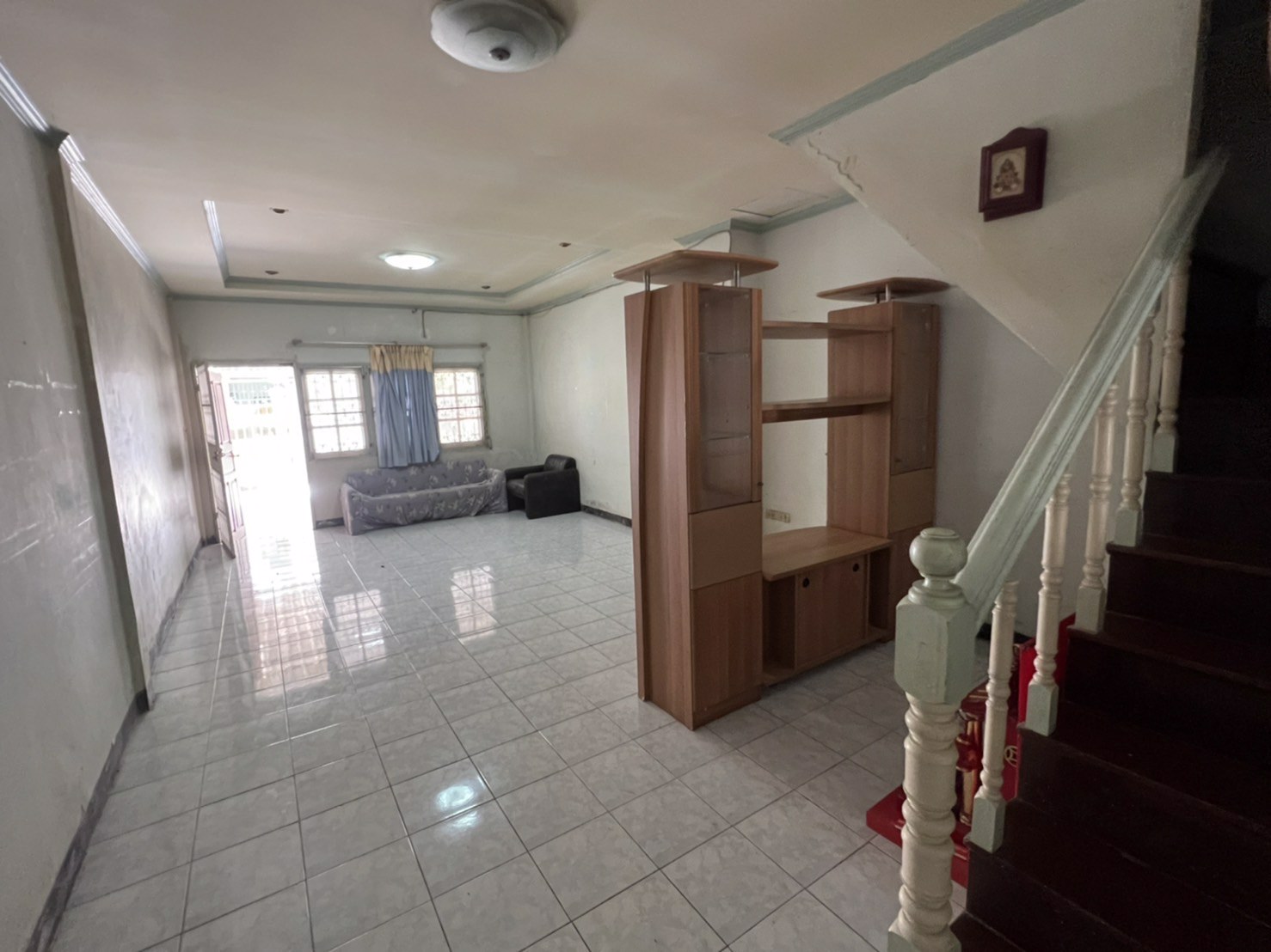 ให้เช่าทาว์นเฮ้าส์-หมู่บ้านลาซาลนิเวศน์-ซอย-ลาซาล-22