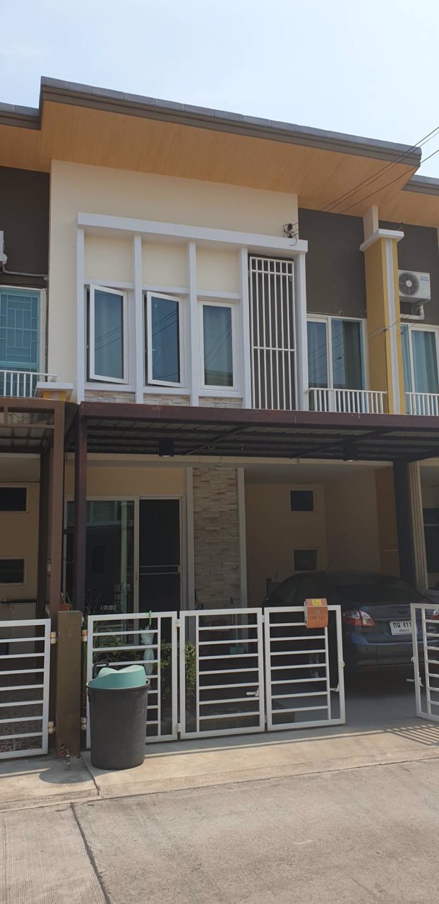 ขายทาวน์โฮม-2-ชั้น-มโกลเด้นทาวน์-รัตนาธิเบศร์-สถานีรถไฟฟ้าบางพลู