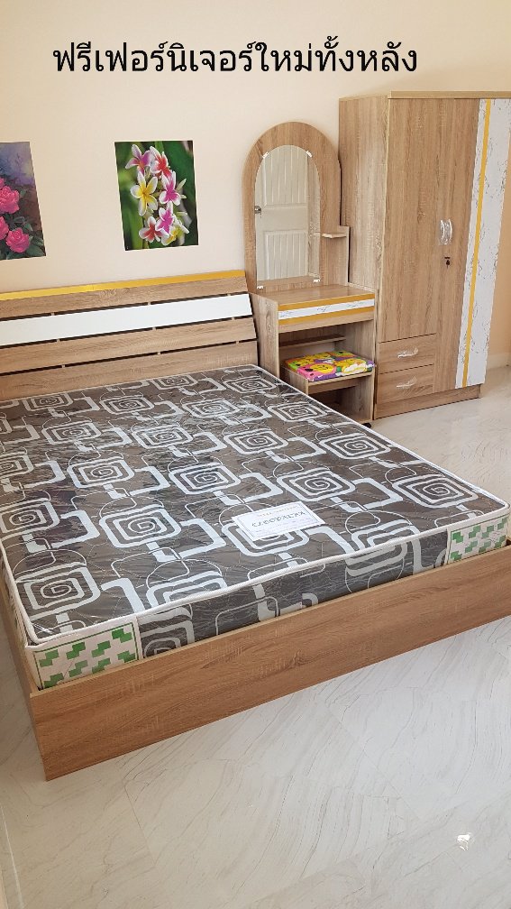 ขายทาวเฮาส์ใกล้รถไฟฟ้าท่าอิฐถนนรัตนาธิเบศเดินได้ทำใหม่ทั้งหลัง