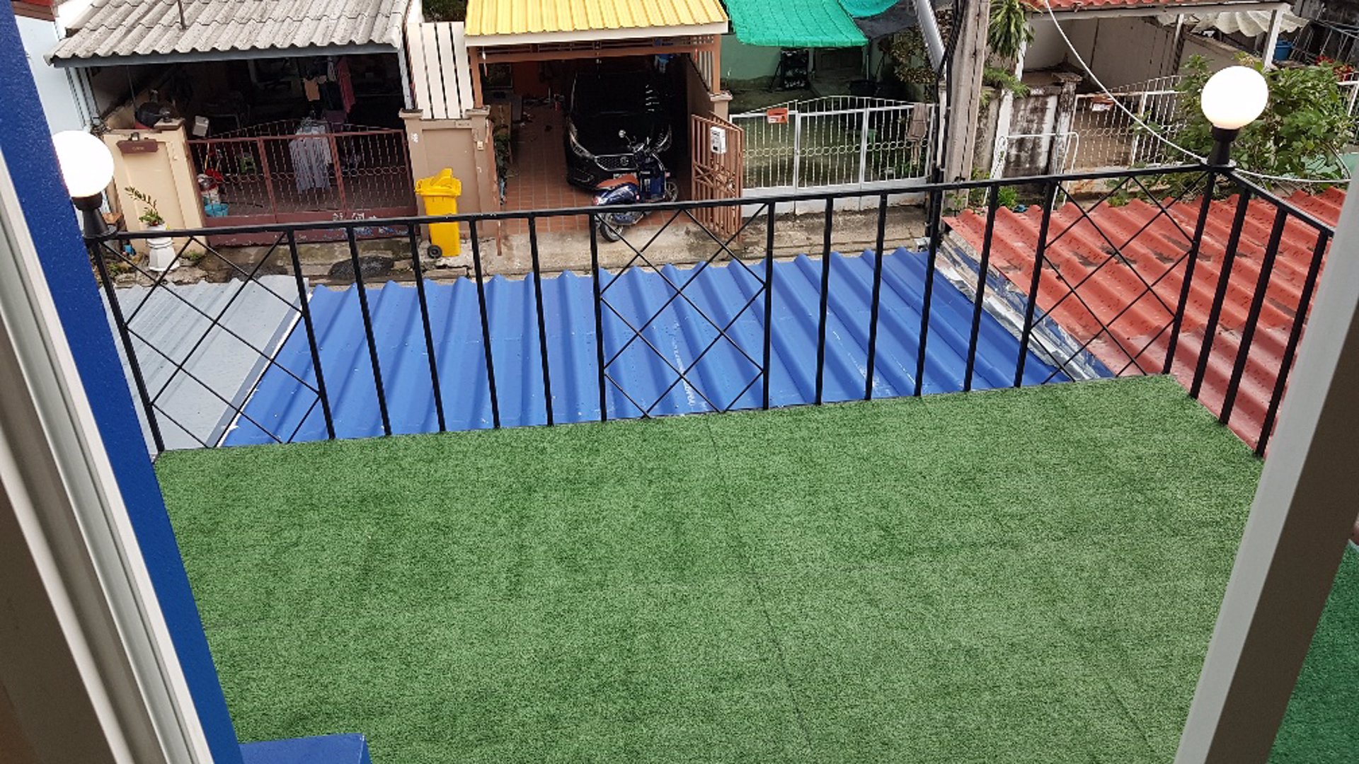 ขายทาวเฮาส์ใกล้รถไฟฟ้าท่าอิฐถนนรัตนาธิเบศเดินได้ทำใหม่ทั้งหลัง