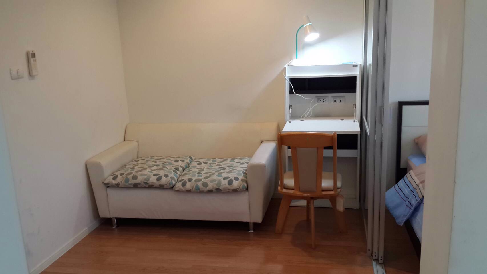 ให้เช่าลุมพินีพัทยา-วงศ์อมาตย์-นาเกลือ-คอนโด-ดี-ราคาถูกเพียง-7500-บาท-รวมค่าส่วนกลางแล้ว-เฟอร์นิเจ