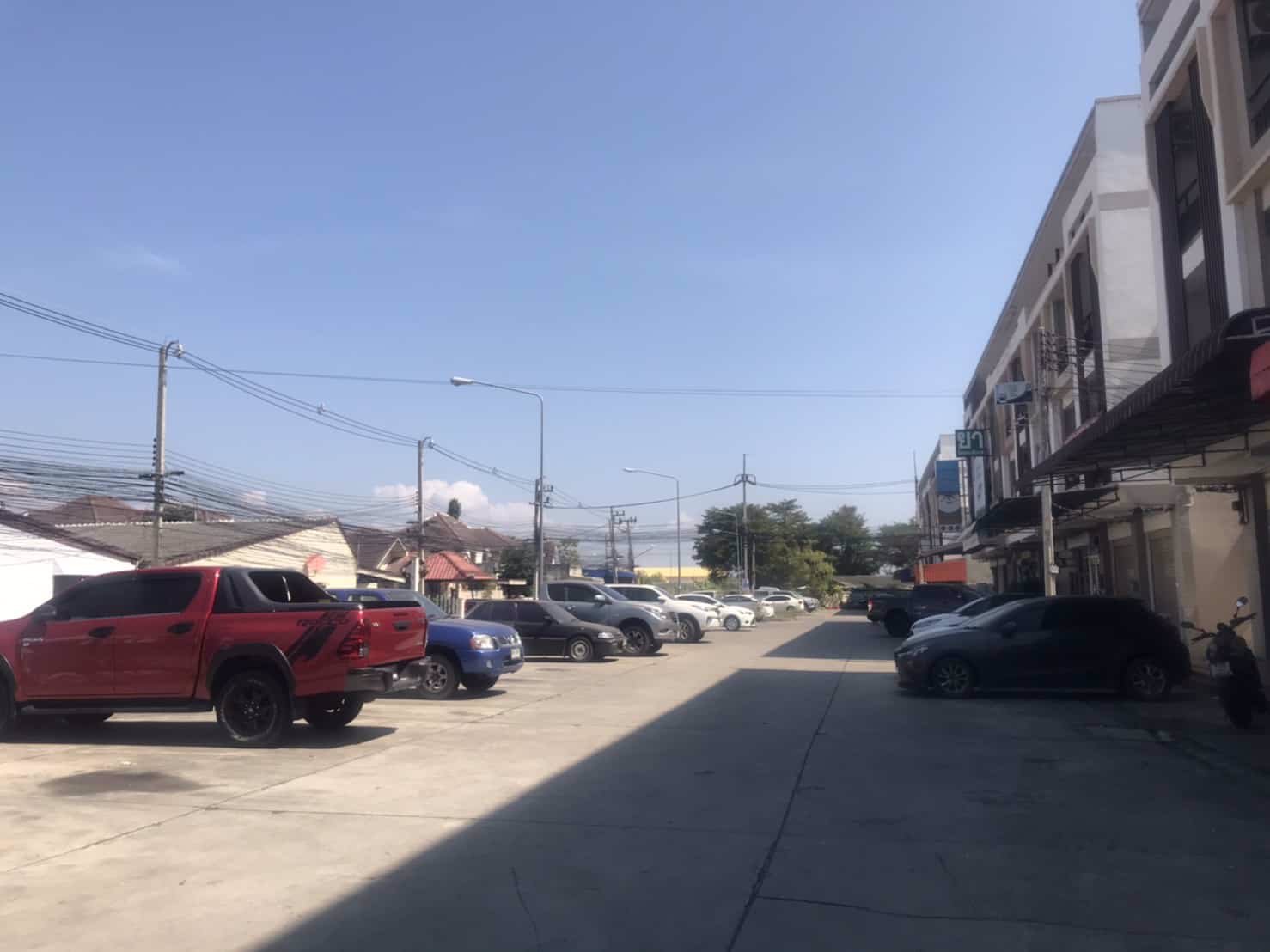 ขายอาคารพาณิชย์-3-ชั้น-ติดหมู่บ้านและย่านการค้า-ตเชิงเนิน-อเมืองระยอง-จระยอง