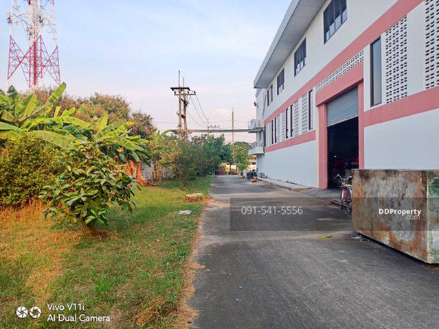 ขายที่ดินพร้อม-โรงงาน-อาคารสำนักงาน-ใกล้เซ็นทรัล-ศาลายา-65-ล้านบาท-ที่ดินรวม-3-3-78-ไร่-โซนสีชมพู