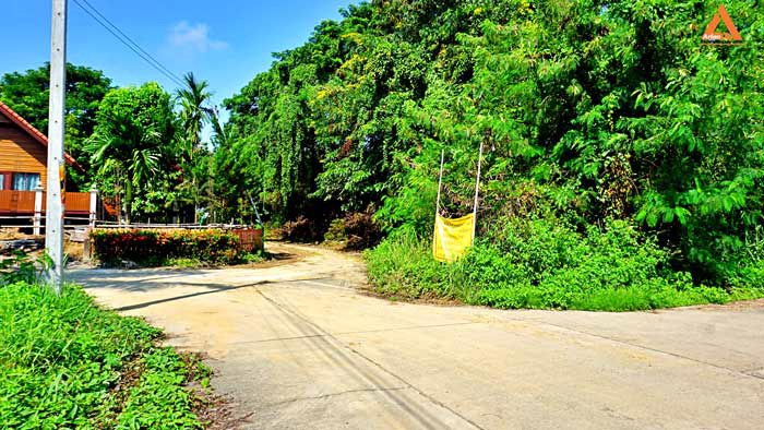 ขายที่ดินย่านชุมชน-โซนร้องเม็ง-สันทราย-ติดถนน-3-ด้าน-วางผัง-แบ่งแปลงได้ง่าย