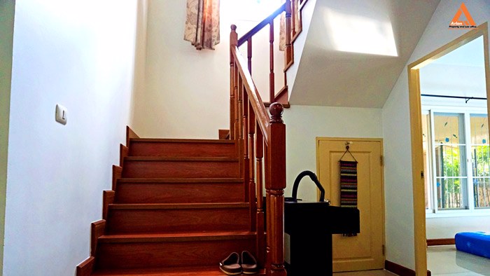 ให้เช่า-บ้านเดี่ยว-2-ชั้น-แสนสราญ-โครงการ1-พร้อมอยู่-แอร์ทุกห้อง-เฟอร์ฯครบ