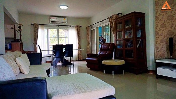 ให้เช่า-บ้านเดี่ยว-2-ชั้น-แสนสราญ-โครงการ1-พร้อมอยู่-แอร์ทุกห้อง-เฟอร์ฯครบ