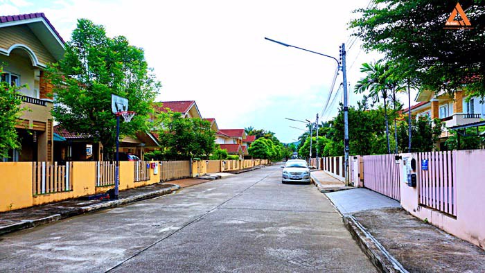 ให้เช่า-บ้านเดี่ยว-2-ชั้น-แสนสราญ-โครงการ1-พร้อมอยู่-แอร์ทุกห้อง-เฟอร์ฯครบ