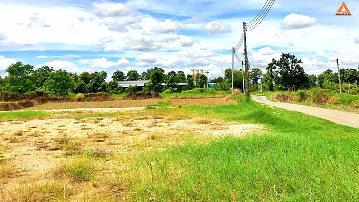 ขายที่ดินวิวเขาสวยๆ-ใกล้ถนนสันกำแพงสายใหม่-ตำบลแช่ช้าง-อำเภอสันกำแพง