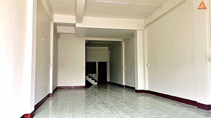 ขาย-ให้เช่า-อาคารพาณิชย์ใกล้แยกแอร์พอร์ต-แวดล้อมด้วยสาธารณูปโภค-ครบครัน