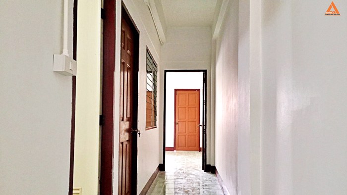 ขาย-ให้เช่า-อาคารพาณิชย์ใกล้แยกแอร์พอร์ต-แวดล้อมด้วยสาธารณูปโภค-ครบครัน