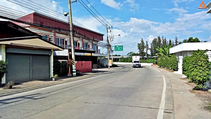 ขายทาวน์โฮม-2-ชั้น-ติดถนนเลียบน้ำปิง-โซนบ้านป่าแดด-อำเภอเมืองเชียงใหม่