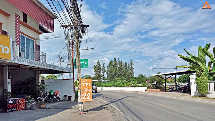 ขายทาวน์โฮม-2-ชั้น-ติดถนนเลียบน้ำปิง-โซนบ้านป่าแดด-อำเภอเมืองเชียงใหม่