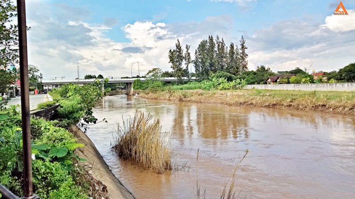 ขายทาวน์โฮม-2-ชั้น-ติดถนนเลียบน้ำปิง-โซนบ้านป่าแดด-อำเภอเมืองเชียงใหม่